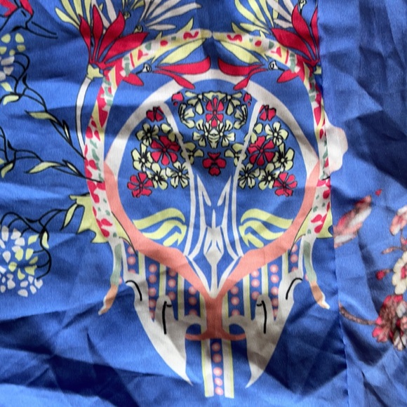 Pretty dress! - Picture 6 of 6